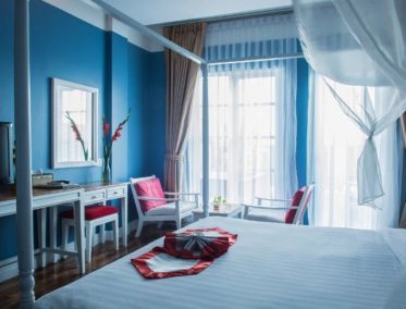 Frangipani Royal Palace Hotel