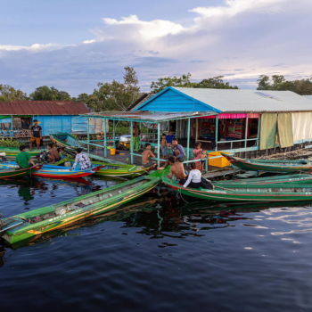 Phnom Penh - Lago Tonle Sap - Siem Reap 