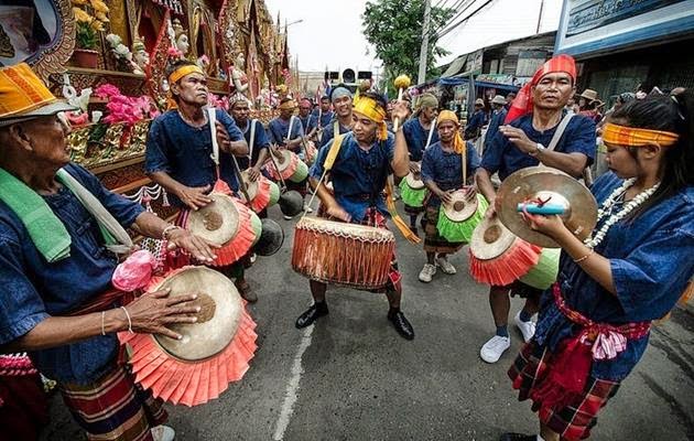 La fiesta de Boun Bang Fai de Laos