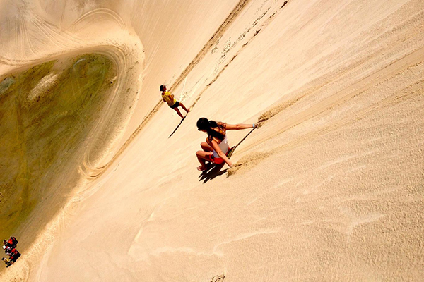 mui-ne-vietnam-sandboard