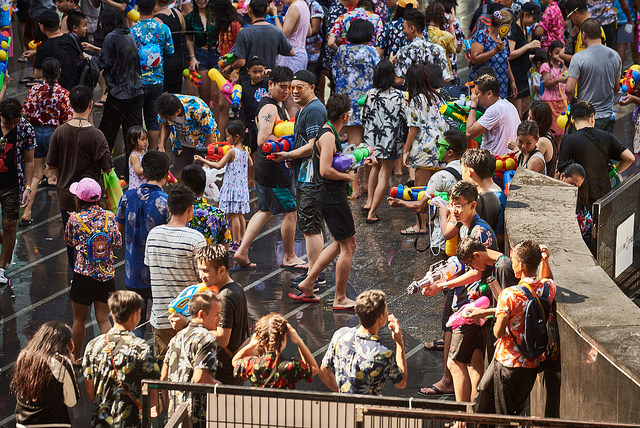 Fiesta-del-Agua-de-Songkran