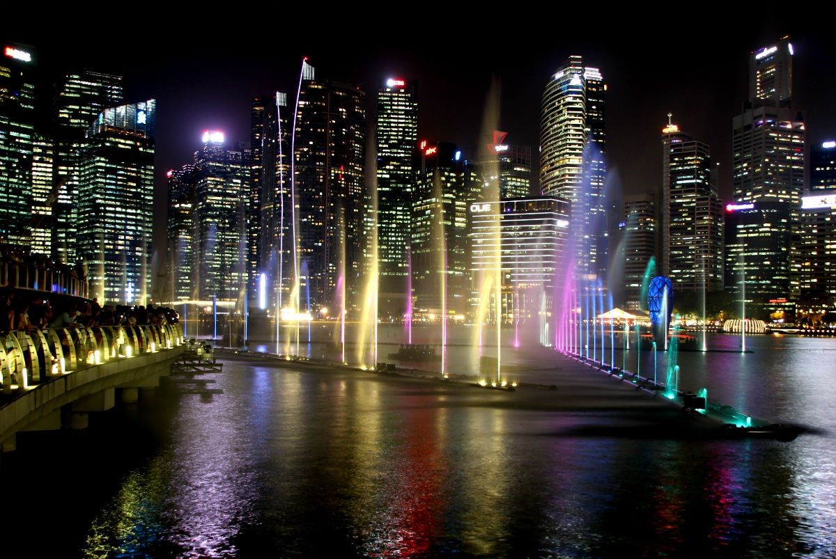 Wonder-Full-Light-and-Water-Show-en-Marina-Bay