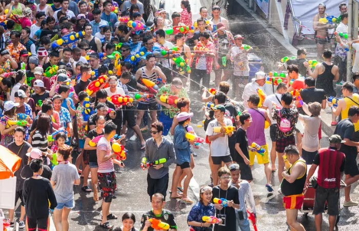 Los turistas respondieron con entusiasmo al festival